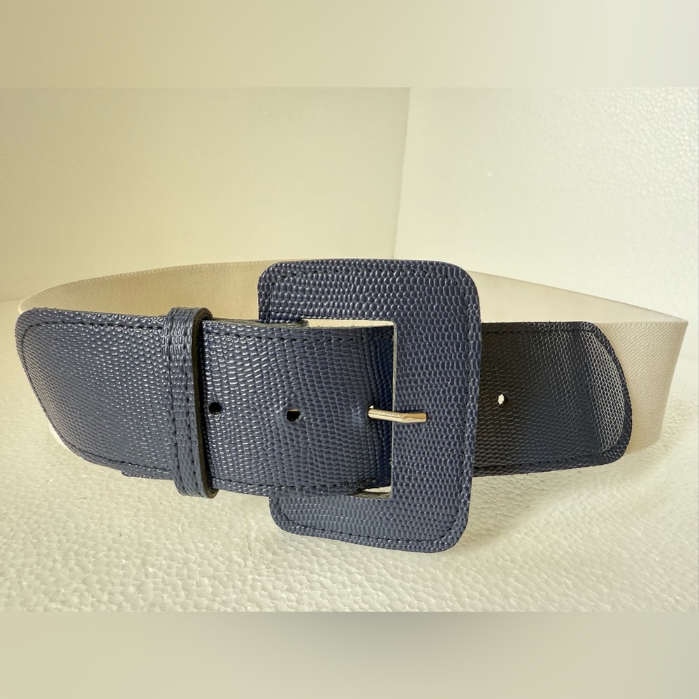 White belt adjustable no signed or no name